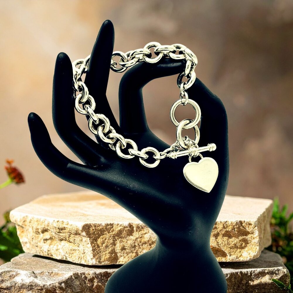 Silver-Tone Chunky Chain Toggle Bracelet w Heart Charm Classic Statement & Links